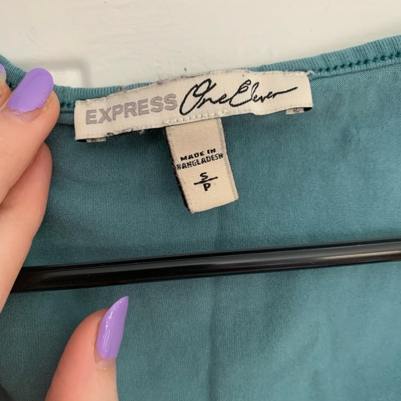 Teal Crop Tank - Picture 3 of 3